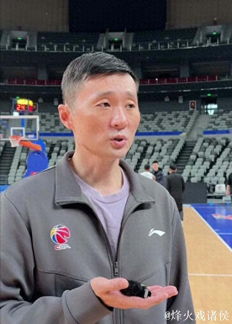 惨败于北京后刘炜遭质疑!战术失灵、防守塌陷,应变力不足引发下课呼声 惨败于北京后刘炜遭质疑!战术失灵、防守塌陷,应变力不足引发下课呼声