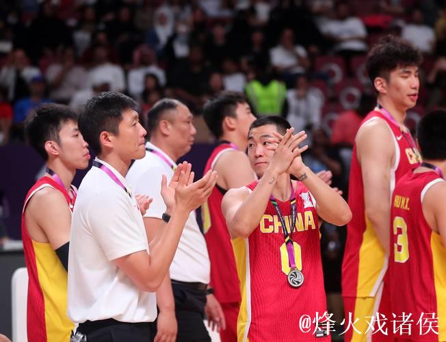 热身赛连胜提振士气 “新老结合”中国男篮备战亚洲杯 热身赛连胜提振士气 “新老结合”中国男篮备战亚洲杯