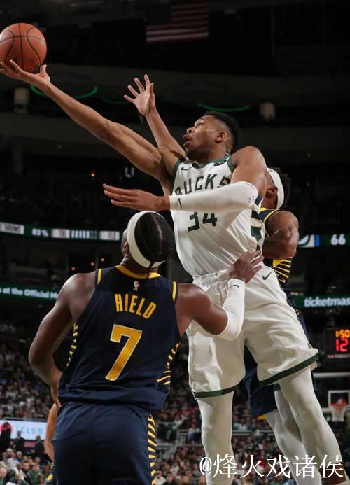 字母哥强势回归砍29+8 罗林斯添20分 雄鹿客场惊险击败公牛 字母哥强势回归砍29+8 罗林斯添20分 雄鹿客场惊险击败公牛